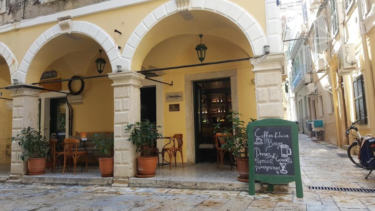 Mary'S Melodies At Corfu Old Town Eksteriør bilde